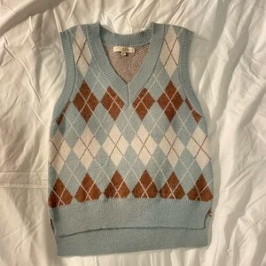 Sweater vest